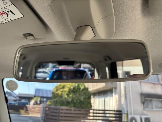 タント Ｘ　ＳＡ　純正ナビ　フルセグＴＶ　ＤＶＤ再生　Ｂｌｕｅｔｏｏｔｈ接続　バックカメラ　片側パワースライドドア　左センターピラーレス　オートライト　スマートキー　プッシュスタート　衝突軽減ブレーキ（21枚目）