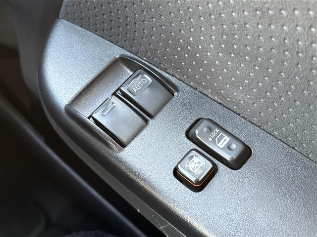 ハイエースバン ロングスーパーGL 社外ナビ Bluetooth フルセグTV DVD再生 バックカメラ ビルトインETC 両側イージークローザースライドドア ディーゼル車 ヘッドライトレベライザー 全席シートカバー ドアバイザー(13枚目)