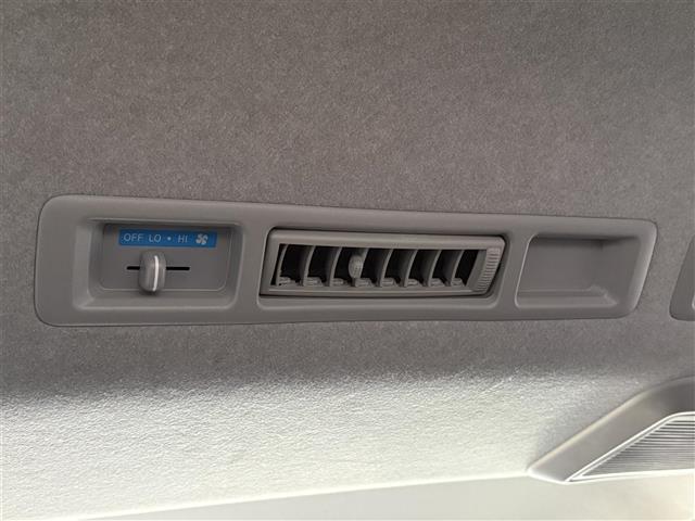 ハイエースバン ロングスーパーGL 社外ナビ Bluetooth フルセグTV DVD再生 バックカメラ ビルトインETC 両側イージークローザースライドドア ディーゼル車 ヘッドライトレベライザー 全席シートカバー ドアバイザー(20枚目)