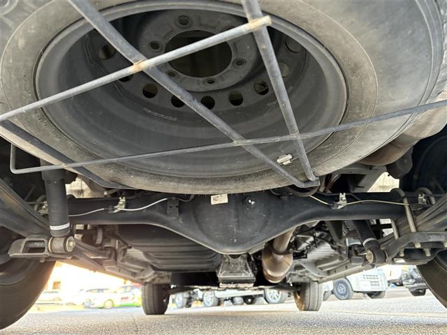 ハイエースバン ロングスーパーGL 社外ナビ Bluetooth フルセグTV DVD再生 バックカメラ ビルトインETC 両側イージークローザースライドドア ディーゼル車 ヘッドライトレベライザー 全席シートカバー ドアバイザー(41枚目)