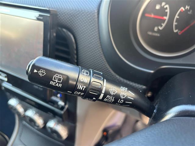 フォレスター STiバージョン 禁煙 4WD 6MT バックカメラ 社外ナビ ETC ルーフレール 電格ミラー 前後ドライブレコーダー STI純正アルミホイール STIスポイラー HIDライト ブレンボブレーキキャリパー(11枚目)