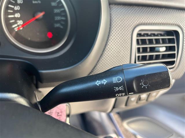 フォレスター STiバージョン 禁煙 4WD 6MT バックカメラ 社外ナビ ETC ルーフレール 電格ミラー 前後ドライブレコーダー STI純正アルミホイール STIスポイラー HIDライト ブレンボブレーキキャリパー(12枚目)