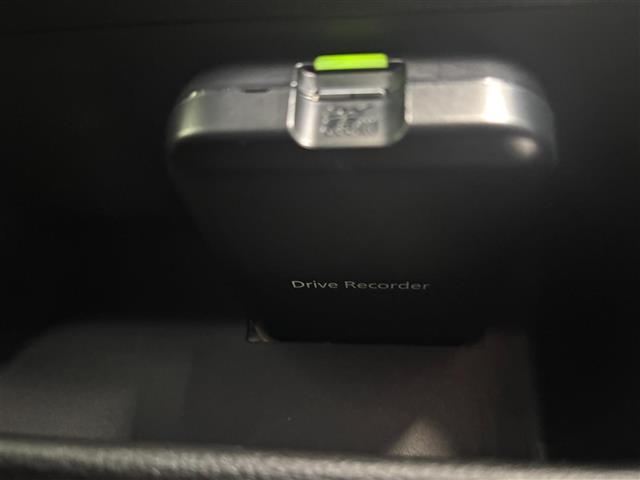 スペーシア ハイブリッドＸ　ナビ　フルセグＴＶ　ＤＶＤ　ＢＴ　全方位カメラ　ＥＴＣ　ＨＵＤ　前後ドライブレコーダー　衝突軽減　車線逸脱警報　コーナーセンサー　スマートキー　シートヒーター　両側パワースライドドア　サーキュレータ（20枚目）