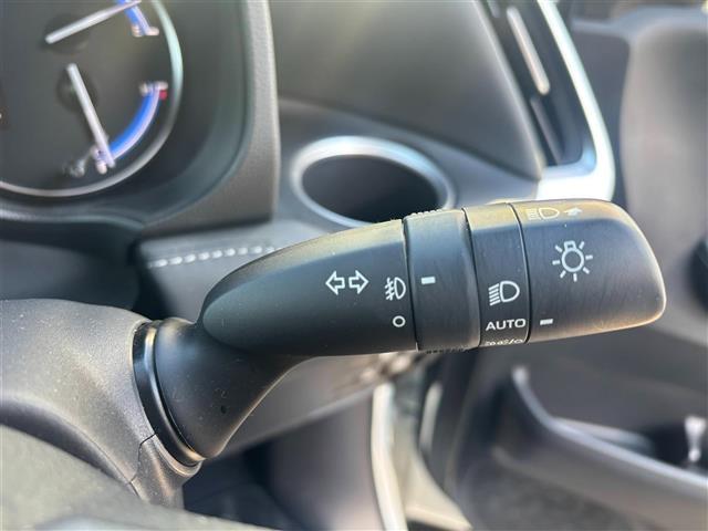 ノア ハイブリッドＳ－Ｚ　モデリスタスポイラ　ワンオーナ　１０．５インチナビＴＶ　ＤＶＤ　スマホ連携　カメラ　快適利便パッケージｈｉｇｈ　フリップダウンモニタ　シートヒータ　両側電動スライドドア　電動リアゲート　前後ドラレコ（14枚目）