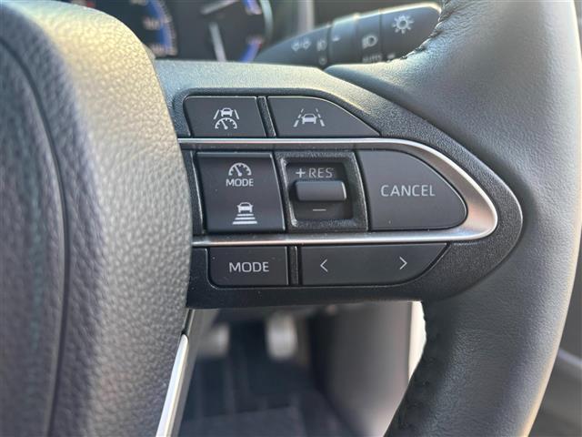 ノア ハイブリッドＳ－Ｚ　モデリスタスポイラ　ワンオーナ　１０．５インチナビＴＶ　ＤＶＤ　スマホ連携　カメラ　快適利便パッケージｈｉｇｈ　フリップダウンモニタ　シートヒータ　両側電動スライドドア　電動リアゲート　前後ドラレコ（16枚目）