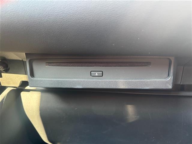 ノア ハイブリッドＳ－Ｚ　モデリスタスポイラ　ワンオーナ　１０．５インチナビＴＶ　ＤＶＤ　スマホ連携　カメラ　快適利便パッケージｈｉｇｈ　フリップダウンモニタ　シートヒータ　両側電動スライドドア　電動リアゲート　前後ドラレコ（21枚目）