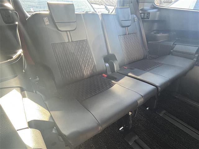 ノア ハイブリッドＳ－Ｚ　モデリスタスポイラ　ワンオーナ　１０．５インチナビＴＶ　ＤＶＤ　スマホ連携　カメラ　快適利便パッケージｈｉｇｈ　フリップダウンモニタ　シートヒータ　両側電動スライドドア　電動リアゲート　前後ドラレコ（28枚目）