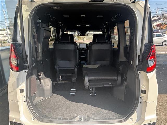 ノア ハイブリッドＳ－Ｚ　モデリスタスポイラ　ワンオーナ　１０．５インチナビＴＶ　ＤＶＤ　スマホ連携　カメラ　快適利便パッケージｈｉｇｈ　フリップダウンモニタ　シートヒータ　両側電動スライドドア　電動リアゲート　前後ドラレコ（33枚目）