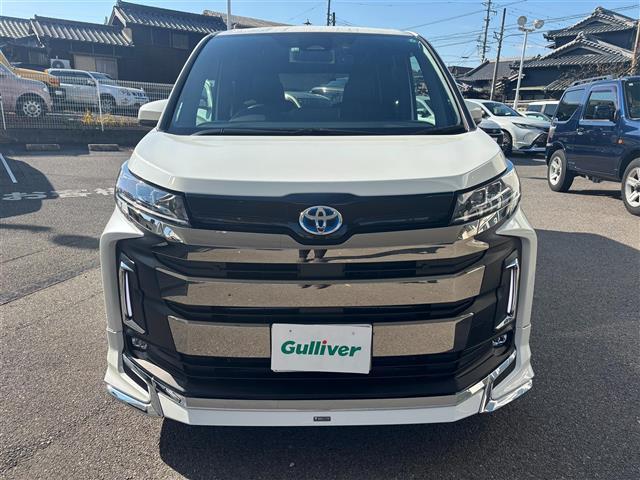 ノア ハイブリッドＳ－Ｚ　モデリスタスポイラ　ワンオーナ　１０．５インチナビＴＶ　ＤＶＤ　スマホ連携　カメラ　快適利便パッケージｈｉｇｈ　フリップダウンモニタ　シートヒータ　両側電動スライドドア　電動リアゲート　前後ドラレコ（35枚目）