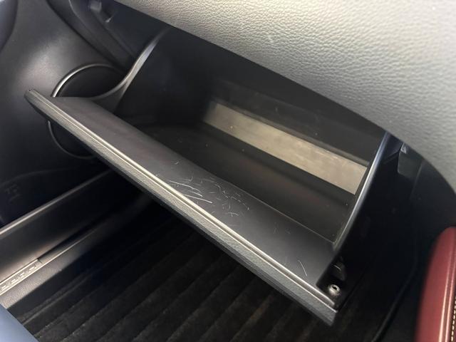 ハリアー プログレス 禁煙 全方位カメラ JBLサウンド 9インチナビ ビルトインETC ドラレコ レーダークルーズ LKA 電動リアゲート 前後コーナーセンサー パワーシート LEDオートハイビーム オートホールド(32枚目)