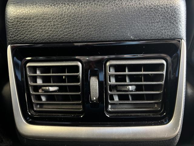 ハリアー プログレス 禁煙 全方位カメラ JBLサウンド 9インチナビ ビルトインETC ドラレコ レーダークルーズ LKA 電動リアゲート 前後コーナーセンサー パワーシート LEDオートハイビーム オートホールド(38枚目)