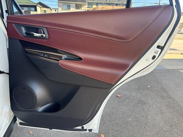 ハリアー プログレス 禁煙 全方位カメラ JBLサウンド 9インチナビ ビルトインETC ドラレコ レーダークルーズ LKA 電動リアゲート 前後コーナーセンサー パワーシート LEDオートハイビーム オートホールド(51枚目)