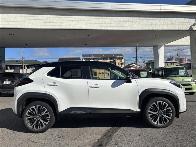 ヤリスクロス ハイブリッドＺ　ワンオーナー　禁煙　純正ナビ　カメラ　フルセグＴＶ　Ｂｌｕｅｔｏｏｔｈ接続　ＥＴＣ　ハーフレザー　ステア　シートヒーター　パワーシート　パワーバックドア　レーダークルーズ　ＬＫＡ　ソナー　前後ドラレコ（53枚目）