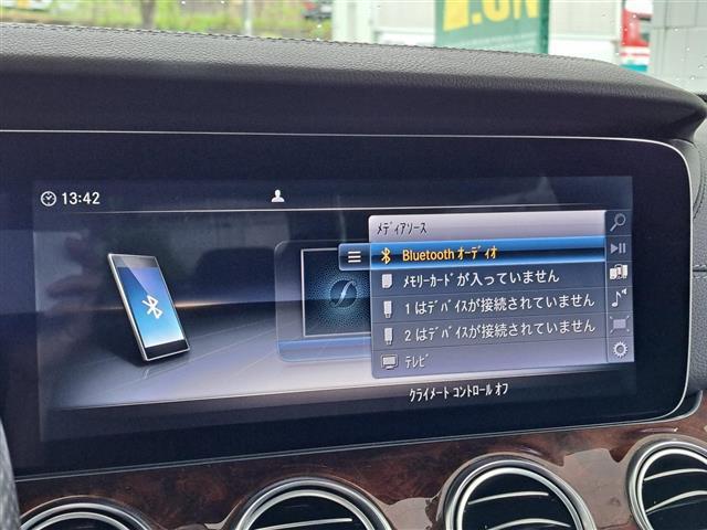 Ｅクラス Ｅ４００　４マチック　エクスクルーシブ　禁煙　左ＨレーダーＳＦＴレザーヒーター３６０°カメラ（14枚目）