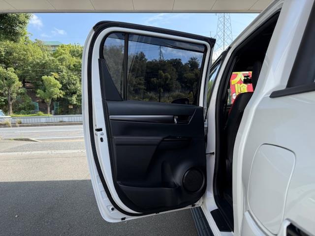 ハイラックス Ｚ　ＧＲスポーツ　禁煙車／ワンオーナー／ＧＲスポーツバー／前後ドラレコ／ＥＴＣ／Ｗサイドエアバック／カーテンエアバック／ＧＲスポーツバー／純正１８インチＡＷ／運転席パワーシート／プッシュスタート／スマートキー（30枚目）