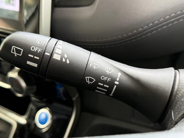 セレナ e-パワー ハイウェイスターV 純正10型ナビ 地上デジタル アラウンドビューモニター 後席モニター プロパイロット エマージェンシーブレーキ LEDヘッドライト 両側電スライドドア ETC(9枚目)