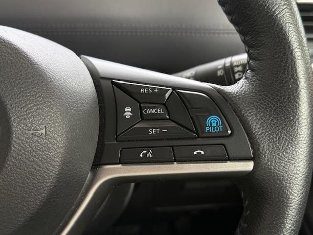 セレナ e-パワー ハイウェイスターV 純正10型ナビ 地上デジタル アラウンドビューモニター 後席モニター プロパイロット エマージェンシーブレーキ LEDヘッドライト 両側電スライドドア ETC(10枚目)