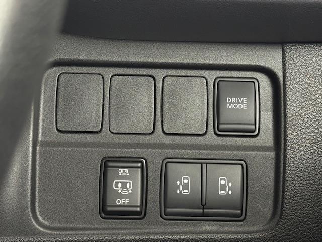 セレナ e-パワー ハイウェイスターV 純正10型ナビ 地上デジタル アラウンドビューモニター 後席モニター プロパイロット エマージェンシーブレーキ LEDヘッドライト 両側電スライドドア ETC(12枚目)
