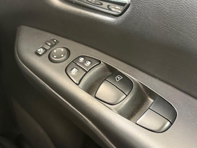 セレナ e-パワー ハイウェイスターV 純正10型ナビ 地上デジタル アラウンドビューモニター 後席モニター プロパイロット エマージェンシーブレーキ LEDヘッドライト 両側電スライドドア ETC(22枚目)