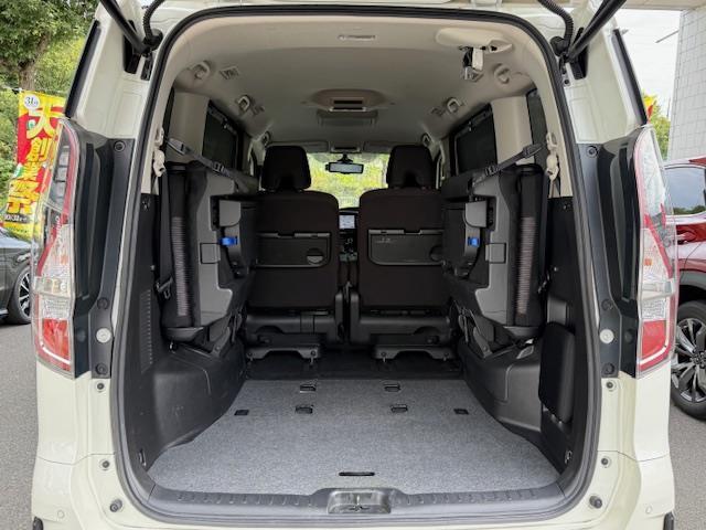 セレナ e-パワー ハイウェイスターV 純正10型ナビ 地上デジタル アラウンドビューモニター 後席モニター プロパイロット エマージェンシーブレーキ LEDヘッドライト 両側電スライドドア ETC(34枚目)