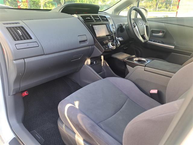 プリウスアルファ S /禁煙車/純正ナビ/TV/F.S.Rカメラ/ドラレコ(2枚目)