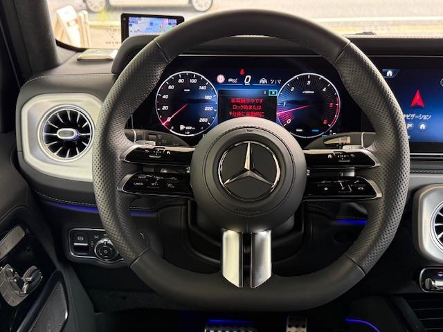 Ｇクラス Ｇ４５０ｄ　ローンチエディション　／禁煙車／ワンオーナー車／正規Ｄ車／左ハンドル／ＯＰカラー（オパリスホワイト）／チタニウムグレー内装色／ダイヤモンドステッチナッパレザーシート／／ディーラーオプションデジタルインナーミラー型前後ドラレ（7枚目）