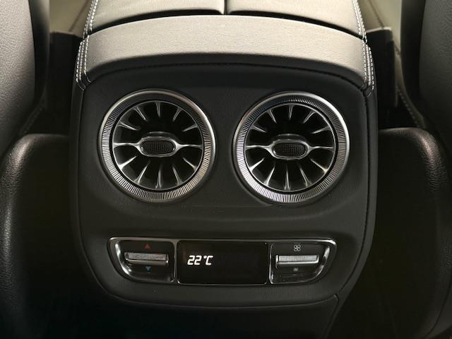 Ｇクラス Ｇ４５０ｄ　ローンチエディション　／禁煙車／ワンオーナー車／正規Ｄ車／左ハンドル／ＯＰカラー（オパリスホワイト）／チタニウムグレー内装色／ダイヤモンドステッチナッパレザーシート／／ディーラーオプションデジタルインナーミラー型前後ドラレ（30枚目）