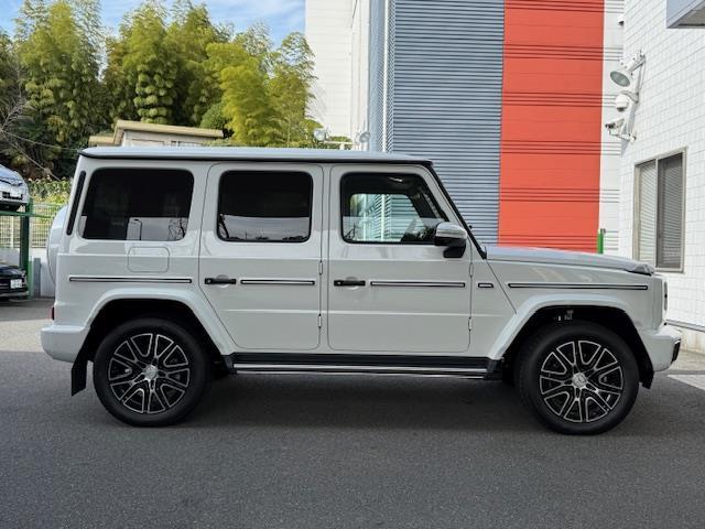 Ｇクラス Ｇ４５０ｄ　ローンチエディション　／禁煙車／ワンオーナー車／正規Ｄ車／左ハンドル／ＯＰカラー（オパリスホワイト）／チタニウムグレー内装色／ダイヤモンドステッチナッパレザーシート／／ディーラーオプションデジタルインナーミラー型前後ドラレ（37枚目）