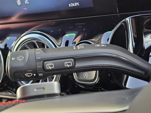 Ｂクラス Ｂ２００ｄ　ＡＭＧラインパッケージ　／禁煙車／ワンオーナー車／ＡＭＧラインパッケージ・ダイレクトステアリング・ローワードコンフォートサスペンション・スポーツブレーキシステム・マルチビームＬＥＤ・アダプティブハイビームアシスト＋（7枚目）