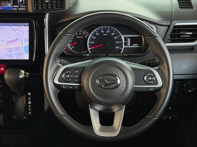 トール カスタムＧ　ターボ　／禁煙車／社外ＳＤナビ／ＣＮ－Ｆ１０９ＧＤ／Ｂｌｕｅｔｏｏｔｈ／ＣＤ／ＤＶＤ／ＵＳＢ／ｉＰｏｄ／フルセグテレビ／アダクティブクルーズコントロール／両側パワースライドドア／純正フロアマット（4枚目）