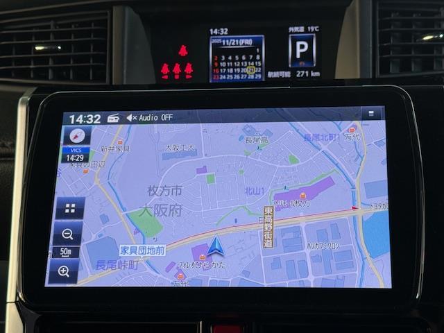 トール カスタムＧ　ターボ　／禁煙車／社外ＳＤナビ／ＣＮ－Ｆ１０９ＧＤ／Ｂｌｕｅｔｏｏｔｈ／ＣＤ／ＤＶＤ／ＵＳＢ／ｉＰｏｄ／フルセグテレビ／アダクティブクルーズコントロール／両側パワースライドドア／純正フロアマット（11枚目）