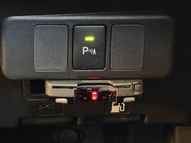 トール カスタムＧ　ターボ　／禁煙車／社外ＳＤナビ／ＣＮ－Ｆ１０９ＧＤ／Ｂｌｕｅｔｏｏｔｈ／ＣＤ／ＤＶＤ／ＵＳＢ／ｉＰｏｄ／フルセグテレビ／アダクティブクルーズコントロール／両側パワースライドドア／純正フロアマット（14枚目）