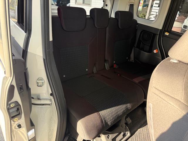 トール カスタムＧ　ターボ　／禁煙車／社外ＳＤナビ／ＣＮ－Ｆ１０９ＧＤ／Ｂｌｕｅｔｏｏｔｈ／ＣＤ／ＤＶＤ／ＵＳＢ／ｉＰｏｄ／フルセグテレビ／アダクティブクルーズコントロール／両側パワースライドドア／純正フロアマット（21枚目）