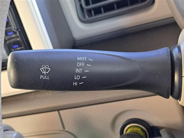 アルトラパン Ｇ　／禁煙車／ワンオーナー／純正メモリナビ／ＫＸＭ－Ｅ５０７Ｗ／Ｂｌｕｅｔｏｏｔｈ／ＣＤ／ＤＶＤ／ＵＳＢ／フルセグテレビ／前後ドライブレコーダー／純正フロアマット／運転席シートヒーター（5枚目）