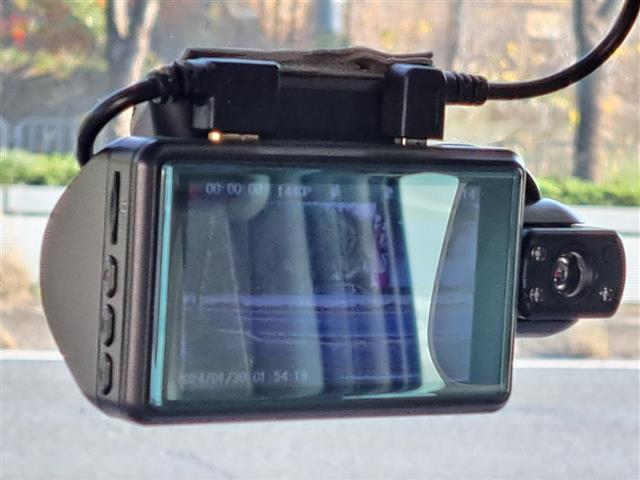 アルトラパン Ｇ　／禁煙車／ワンオーナー／純正メモリナビ／ＫＸＭ－Ｅ５０７Ｗ／Ｂｌｕｅｔｏｏｔｈ／ＣＤ／ＤＶＤ／ＵＳＢ／フルセグテレビ／前後ドライブレコーダー／純正フロアマット／運転席シートヒーター（11枚目）