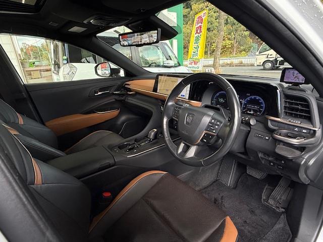 クラウンクロスオーバー ＲＳアドバンスド　／禁煙車／ワンオーナー車／モデリスタエアロ／ムーンルーフ／リアサポートパッケージ／ドライバーサポートパッケージ／本革シート（ブラック×イエローブラウン）／前席シートヒーター・エアシート／（2枚目）