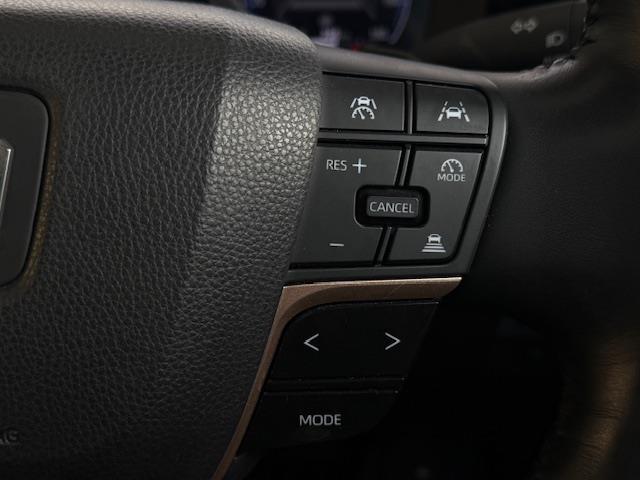 クラウンクロスオーバー ＲＳアドバンスド　／禁煙車／ワンオーナー車／モデリスタエアロ／ムーンルーフ／リアサポートパッケージ／ドライバーサポートパッケージ／本革シート（ブラック×イエローブラウン）／前席シートヒーター・エアシート／（10枚目）