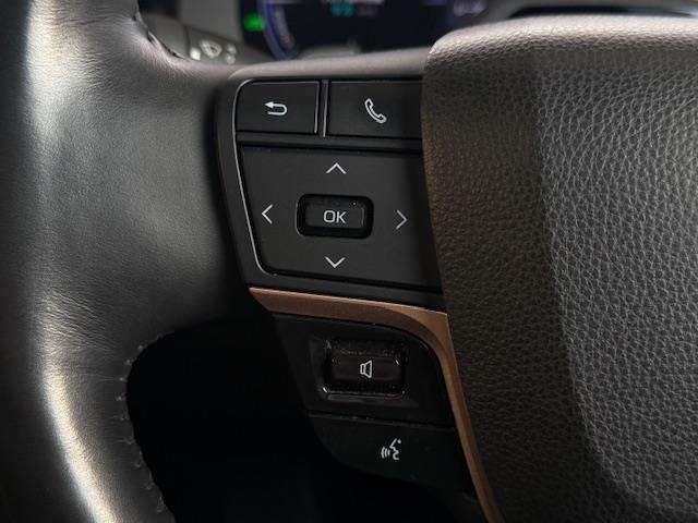 クラウンクロスオーバー ＲＳアドバンスド　／禁煙車／ワンオーナー車／モデリスタエアロ／ムーンルーフ／リアサポートパッケージ／ドライバーサポートパッケージ／本革シート（ブラック×イエローブラウン）／前席シートヒーター・エアシート／（11枚目）