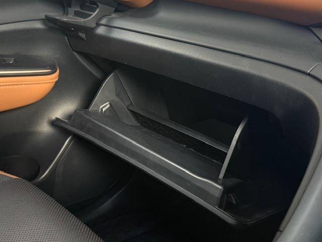 クラウンクロスオーバー ＲＳアドバンスド　／禁煙車／ワンオーナー車／モデリスタエアロ／ムーンルーフ／リアサポートパッケージ／ドライバーサポートパッケージ／本革シート（ブラック×イエローブラウン）／前席シートヒーター・エアシート／（23枚目）