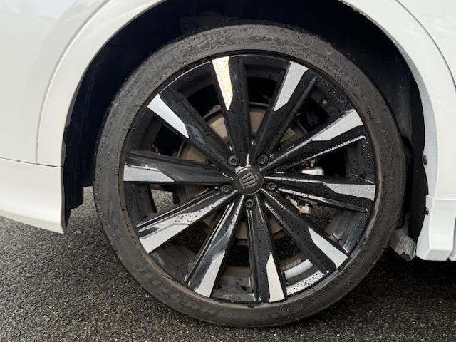 クラウンクロスオーバー ＲＳアドバンスド　／禁煙車／ワンオーナー車／モデリスタエアロ／ムーンルーフ／リアサポートパッケージ／ドライバーサポートパッケージ／本革シート（ブラック×イエローブラウン）／前席シートヒーター・エアシート／（41枚目）