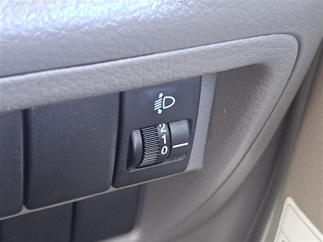 ＮＶ１００クリッパーバン ＤＸ　禁煙車／５ＡＧＳ／ハイルーフ／純正オーディオ／ヘッドライトレベライザー／最大積載量３５０ｋｇ（12枚目）