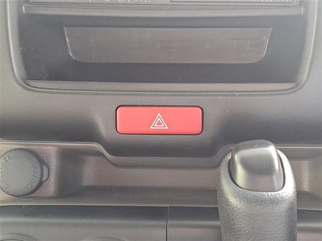 ＮＶ１００クリッパーバン ＤＸ　禁煙車／５ＡＧＳ／ハイルーフ／純正オーディオ／ヘッドライトレベライザー／最大積載量３５０ｋｇ（13枚目）