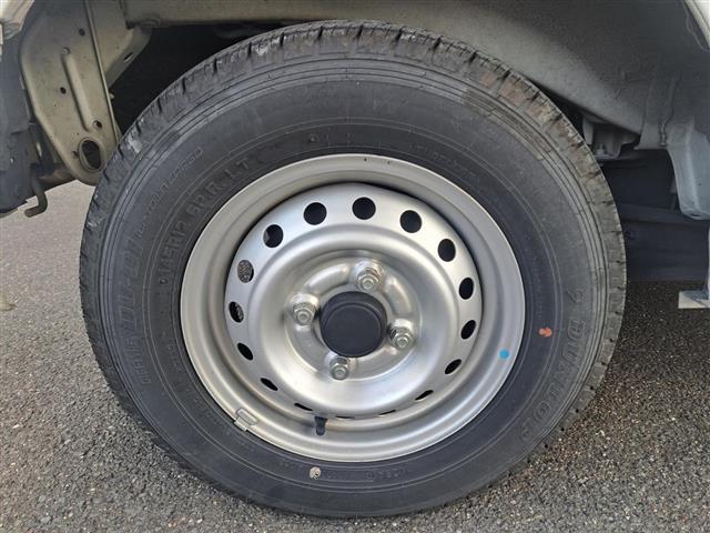 ＮＶ１００クリッパーバン ＤＸ　禁煙車／５ＡＧＳ／ハイルーフ／純正オーディオ／ヘッドライトレベライザー／最大積載量３５０ｋｇ（41枚目）