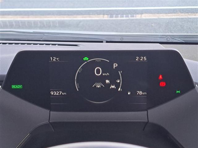 プリウス Z 禁煙車/ワンオーナー/全方位カメラ/純正ナビ/前後コーナーセンサー/デジタルインナーミラー/前席シートヒーター/前席エアシート/パワーシート/シートメモリー(9枚目)