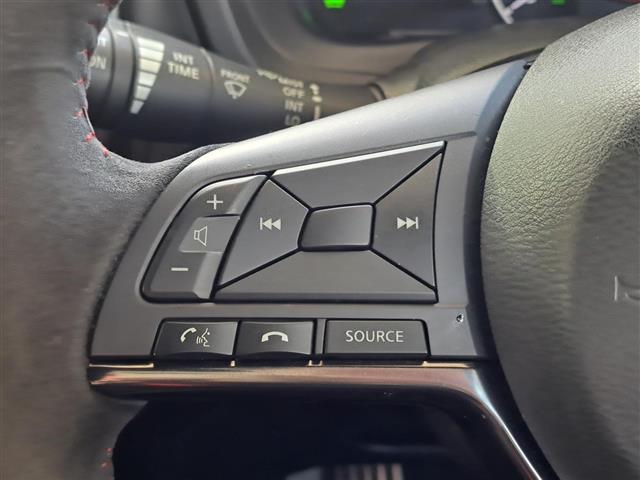 ノート e-パワー ニスモ 禁煙車/衝突被害軽減ブレーキ/純正SDナビ/フルセグTV/BT/CD/DVD/SD/AUX/全方位カメラ/バックカメラ/追従式クルコン/デジタルインナーミラー(5枚目)