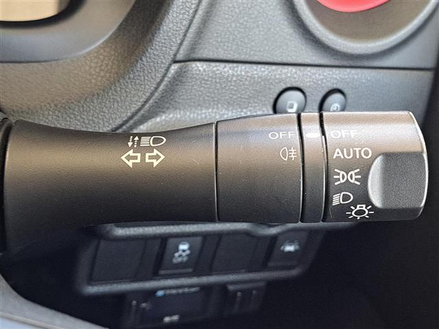 ノート e-パワー ニスモ 禁煙車/衝突被害軽減ブレーキ/純正SDナビ/フルセグTV/BT/CD/DVD/SD/AUX/全方位カメラ/バックカメラ/追従式クルコン/デジタルインナーミラー(8枚目)