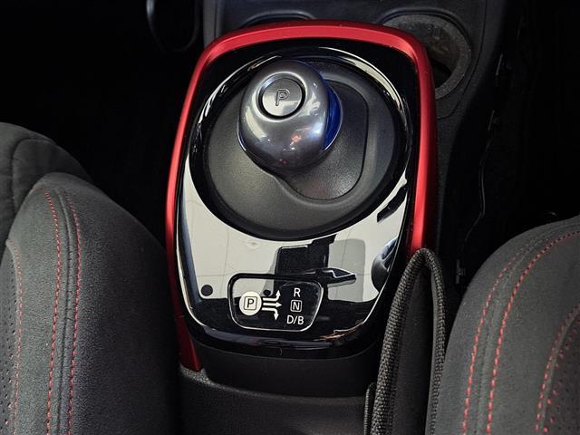 ノート e-パワー ニスモ 禁煙車/衝突被害軽減ブレーキ/純正SDナビ/フルセグTV/BT/CD/DVD/SD/AUX/全方位カメラ/バックカメラ/追従式クルコン/デジタルインナーミラー(18枚目)