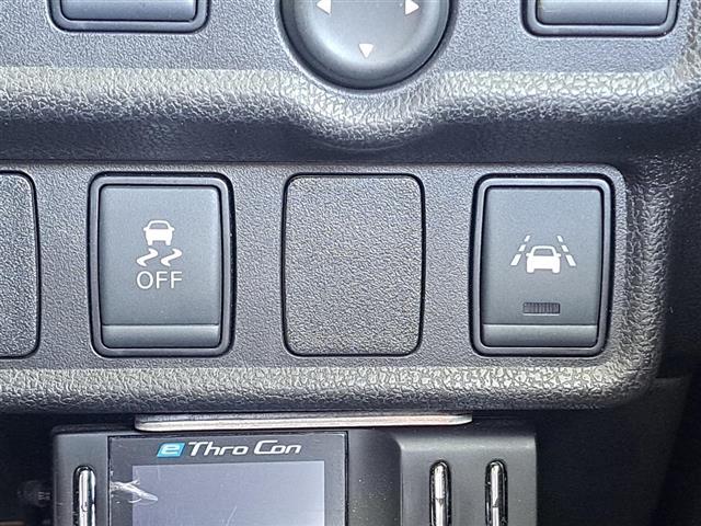 ノート e-パワー ニスモ 禁煙車/衝突被害軽減ブレーキ/純正SDナビ/フルセグTV/BT/CD/DVD/SD/AUX/全方位カメラ/バックカメラ/追従式クルコン/デジタルインナーミラー(22枚目)