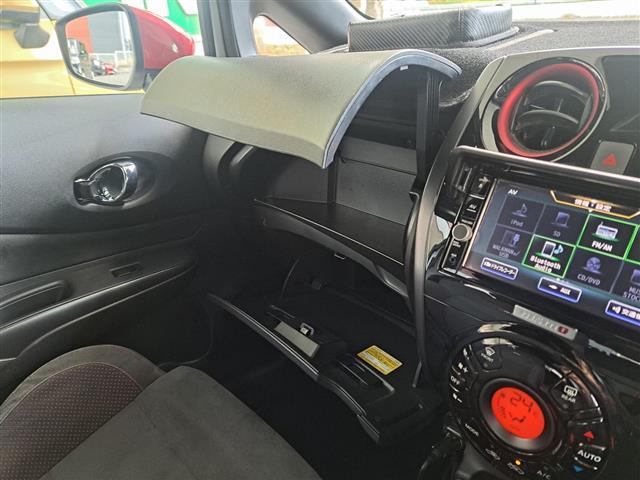 ノート e-パワー ニスモ 禁煙車/衝突被害軽減ブレーキ/純正SDナビ/フルセグTV/BT/CD/DVD/SD/AUX/全方位カメラ/バックカメラ/追従式クルコン/デジタルインナーミラー(26枚目)