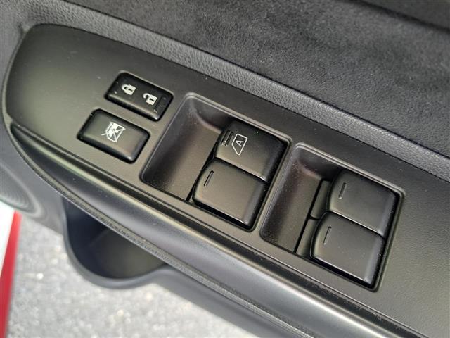 ノート e-パワー ニスモ 禁煙車/衝突被害軽減ブレーキ/純正SDナビ/フルセグTV/BT/CD/DVD/SD/AUX/全方位カメラ/バックカメラ/追従式クルコン/デジタルインナーミラー(32枚目)